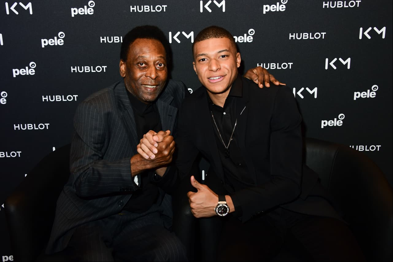 Pelé y Mbappé, juntos en París.