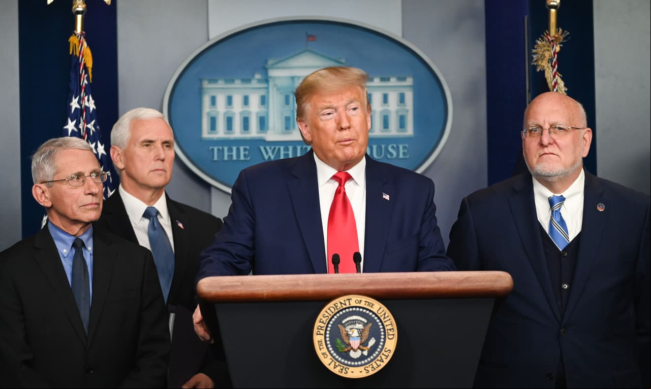 No era una mujer sino un hombre: Trump se equivoca al identificar al primer fallecido por coronavirus en EEUU