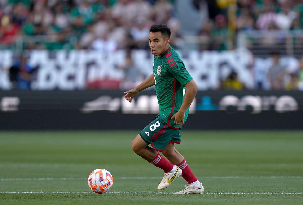 Charly avala regreso de Héctor Herrera: "Aporta mucho en su experiencia"