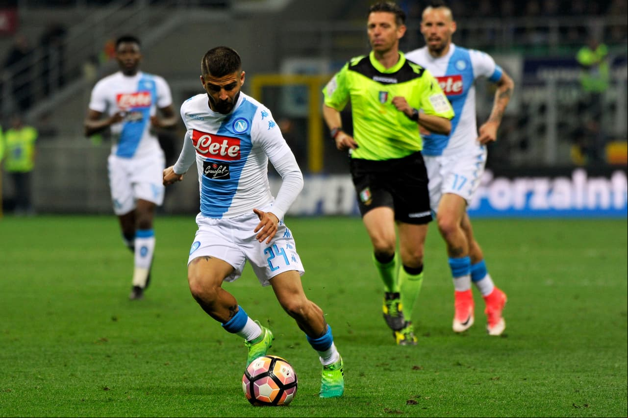 Lorenzo Insigne era uno de los grandes candidatos de Liverpool, pero Napoli lo alineó en Champions League por lo que quedaría inhabilitado para estar con los ingleses en ese certamen.