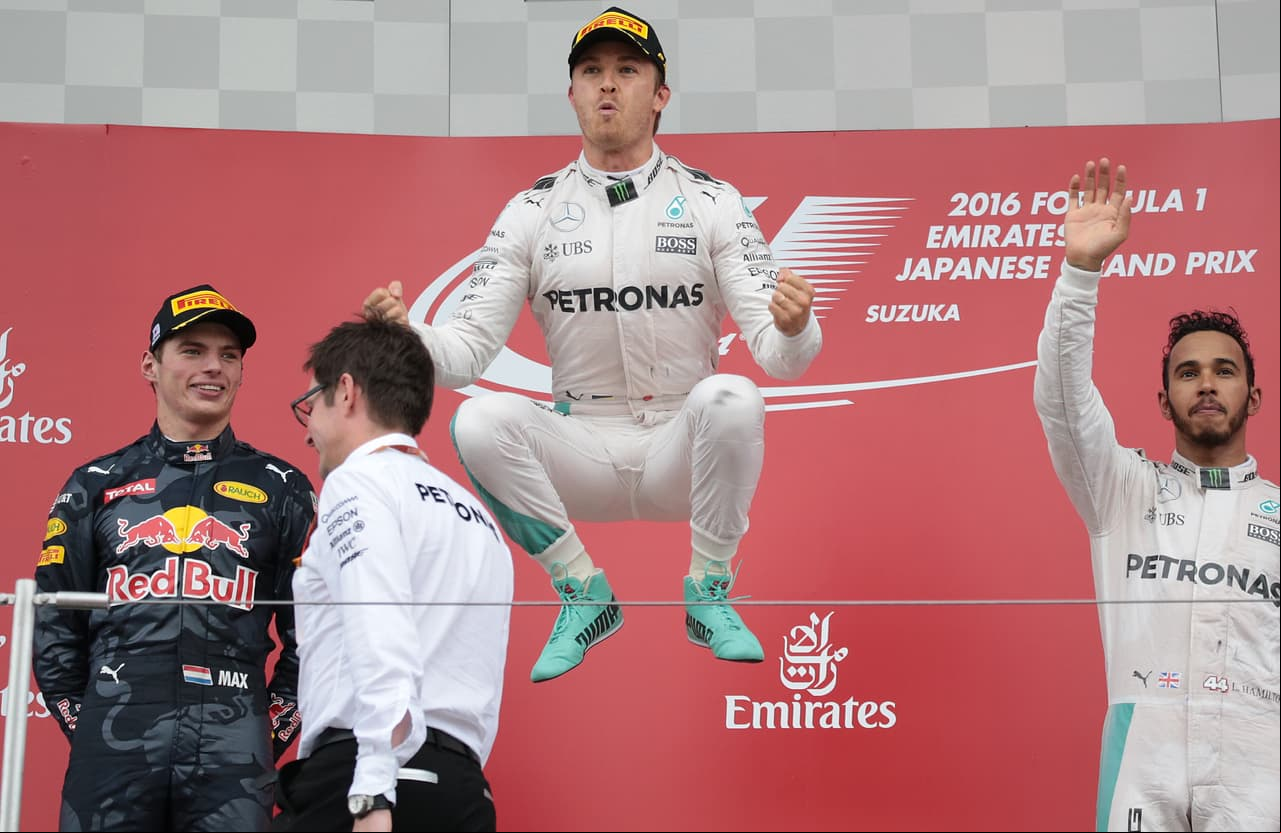 Rosberg durante la carrera cumplió con lo previsto e inició la escapada marcando vueltas rápidas, con lo que voló sobre sus rivales.