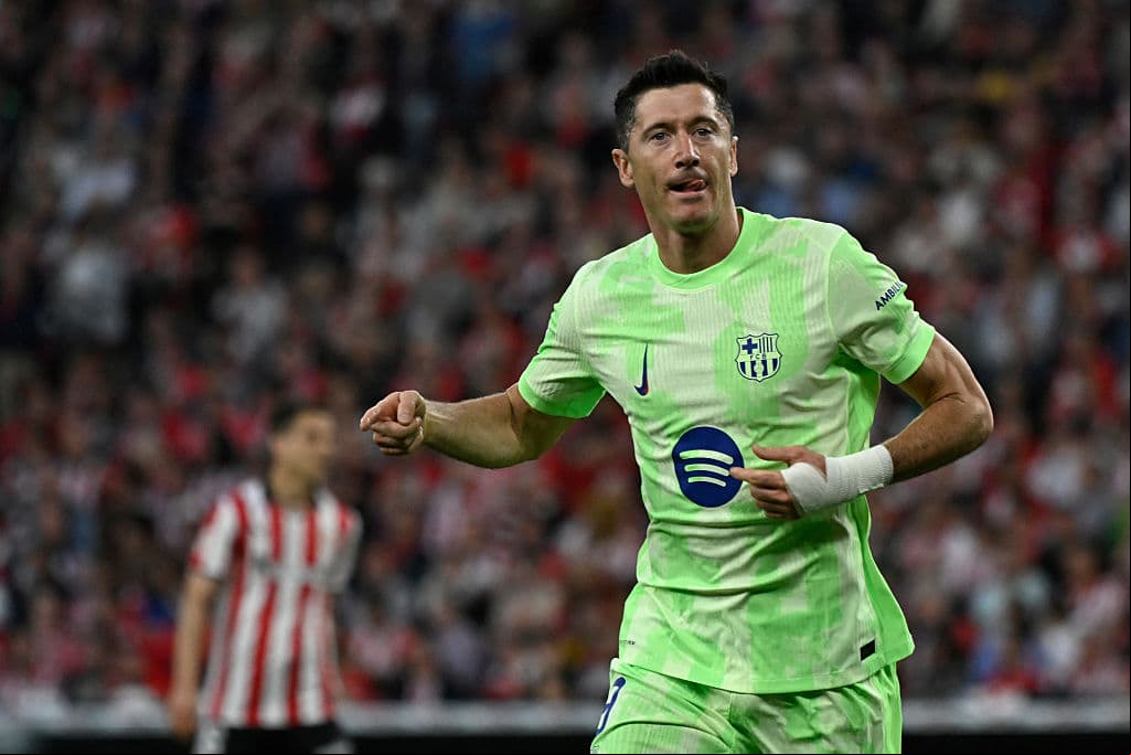 Barcelona, con doblete de Lewandowski, cierra la temporada con triunfo  