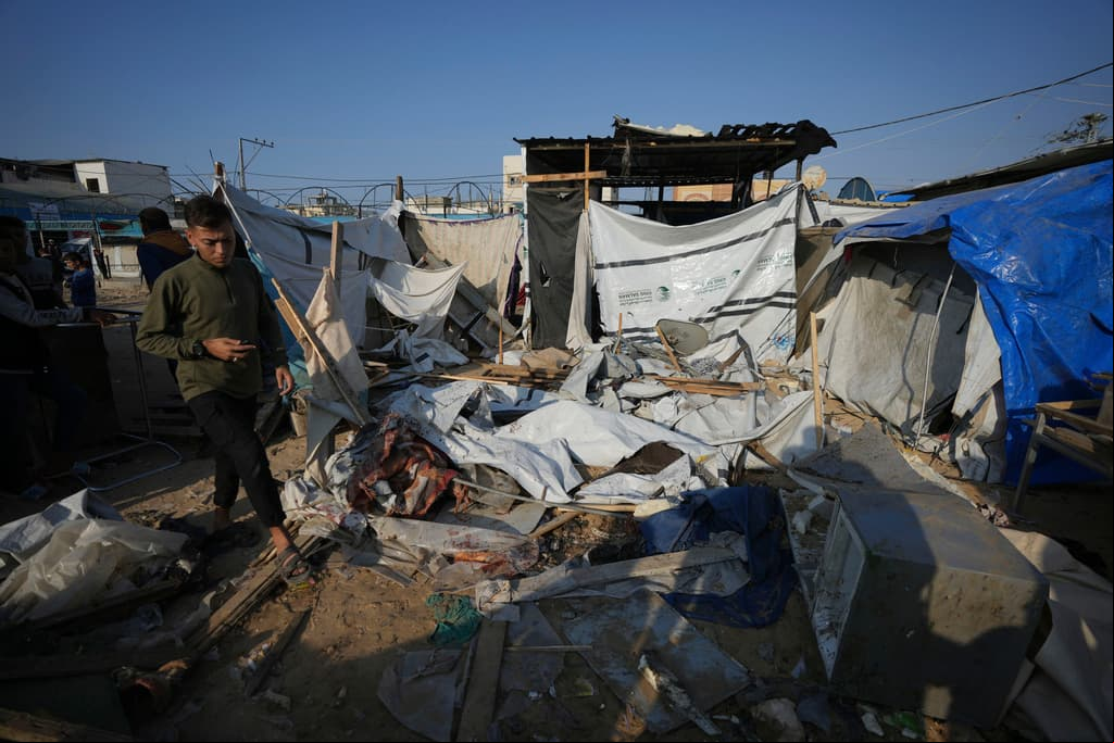 Israel mata a otros  de World Central Kitchen, la ONG del chef José Andrés que reparte "comida digna" en Gaza