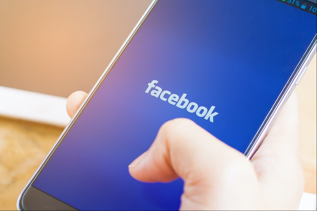 ¿No te gusta tu pasado en Facebook? Puedes borrar tus posts con un sencillo truco