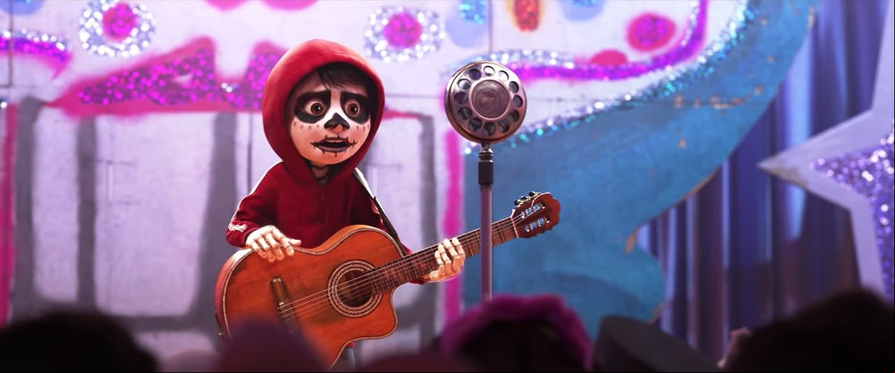 Mira al niño que interpretó a Miguel en 'Coco': ya creció y también es músico