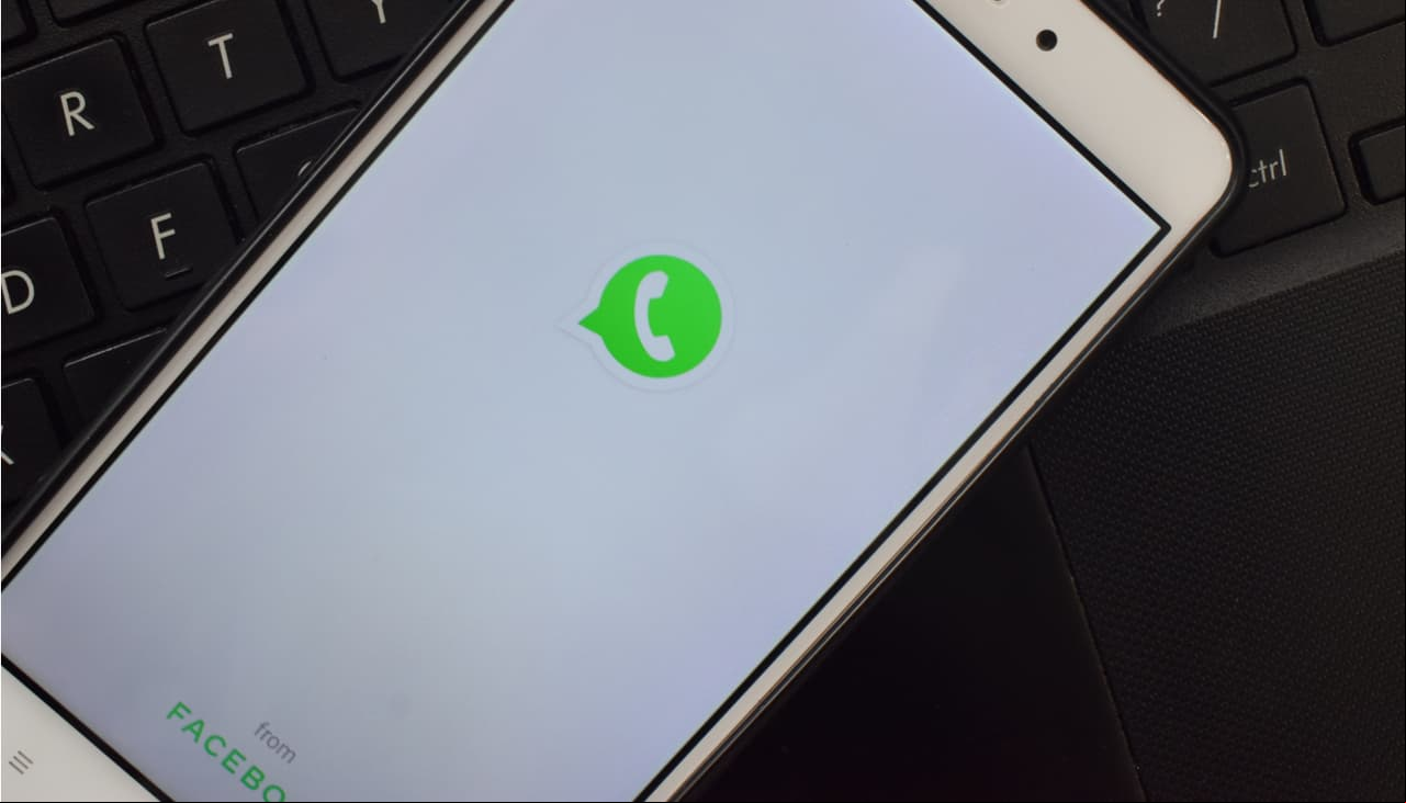 ¿Cómo enviar mensajes y fotos que se autodestruyen en WhatsApp?