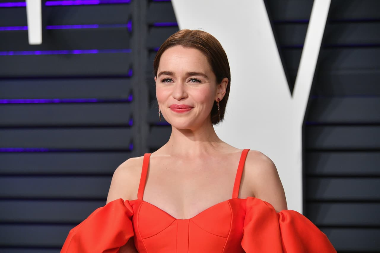 Emilia Clarke siempre fue hermosa y lo demostró con fotos de su infancia