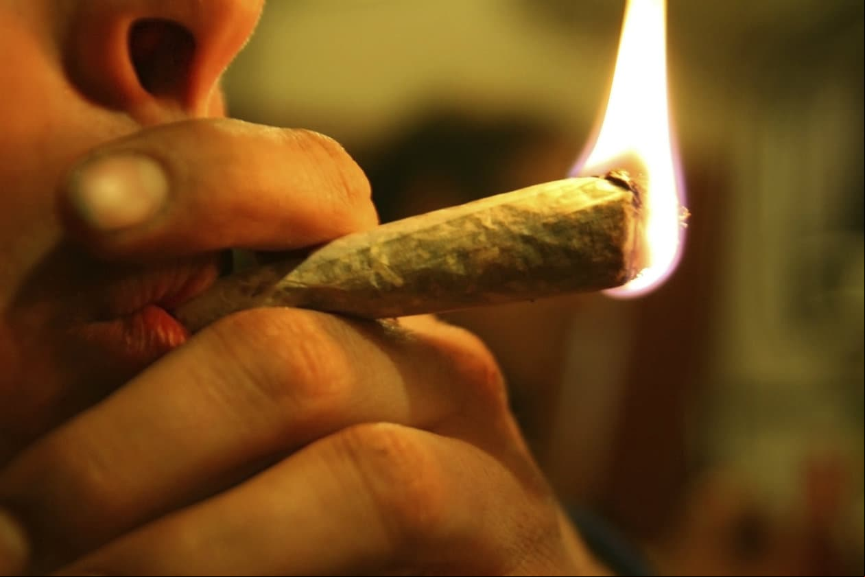 Mitos sobre la marihuana que los adolescentes creen ciertos