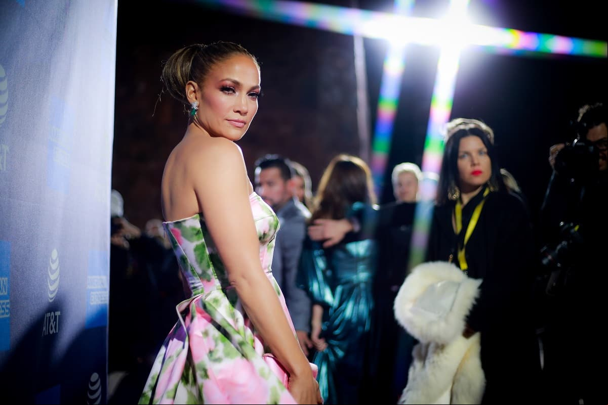 Jennifer López lanzó un divertido reto para el Super Bowl y ya queremos hacerlo