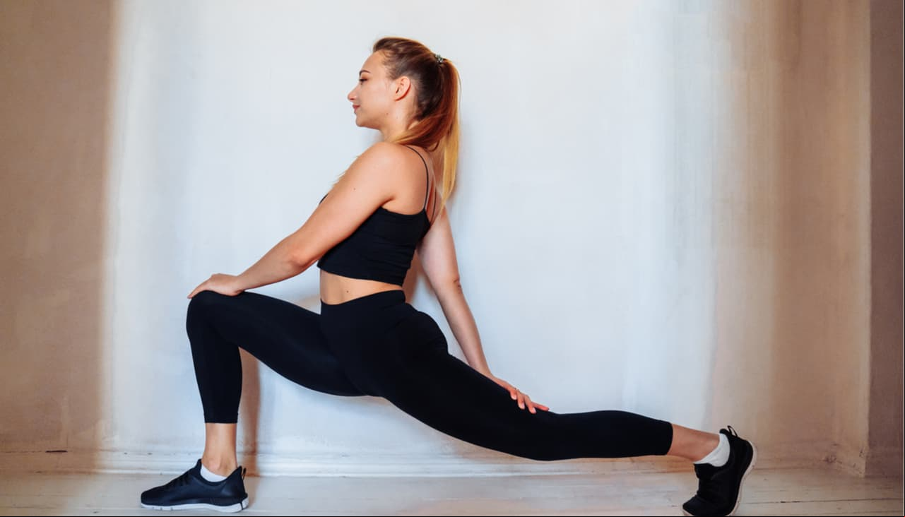 Piston squats: el movimiento que fortalecerá tu abdomen y te dará unos glúteos redonditos