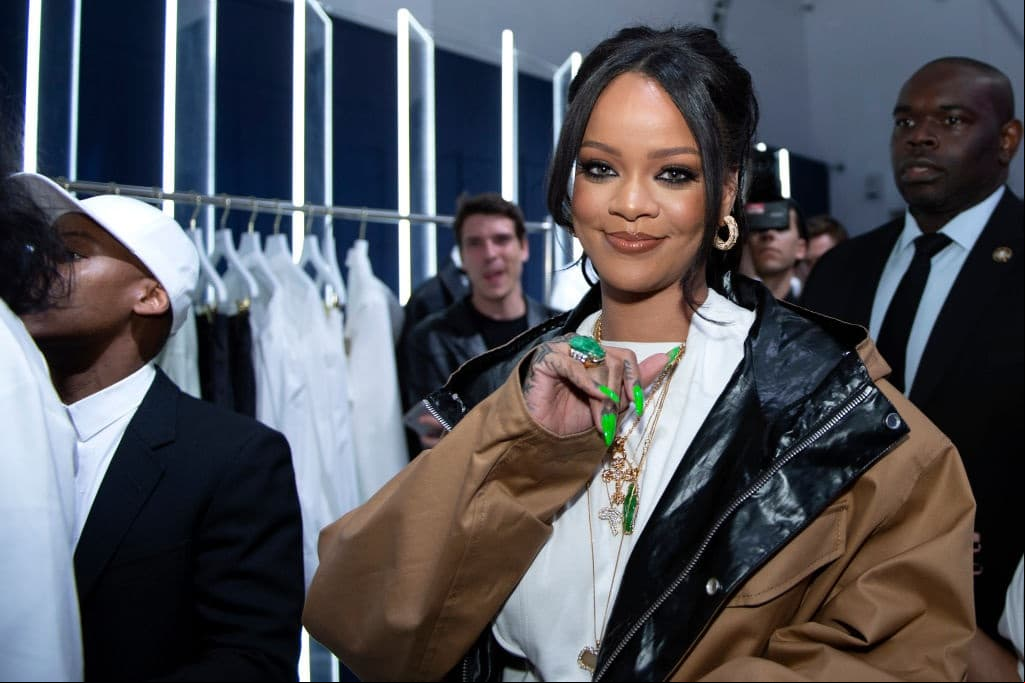 Eminem se disculpó con Rihanna por defender a Chris Brown: ¿se viene colaboración?