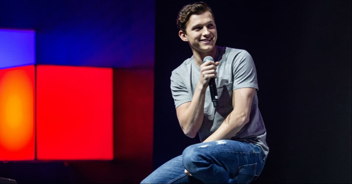 Tom Holland y Jake Gyllenhaal se enamoran de MÉXICO y de lo picoso de su SALSA